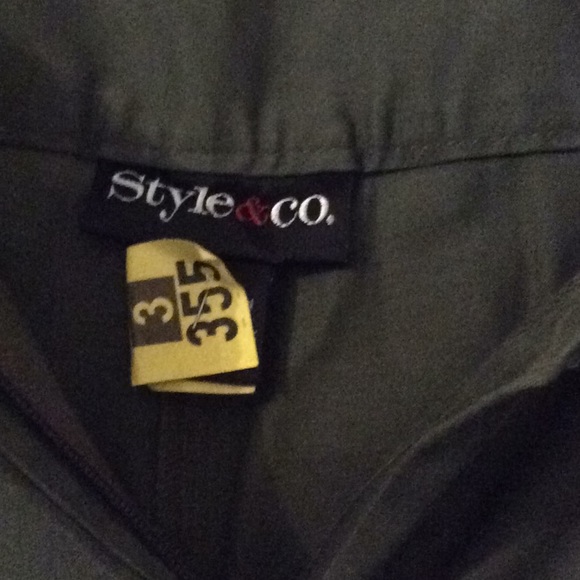 Capris - Picture 2 of 2